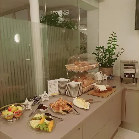 Hotel Garni Colora