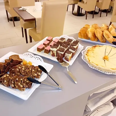 Garni Colora Hotel